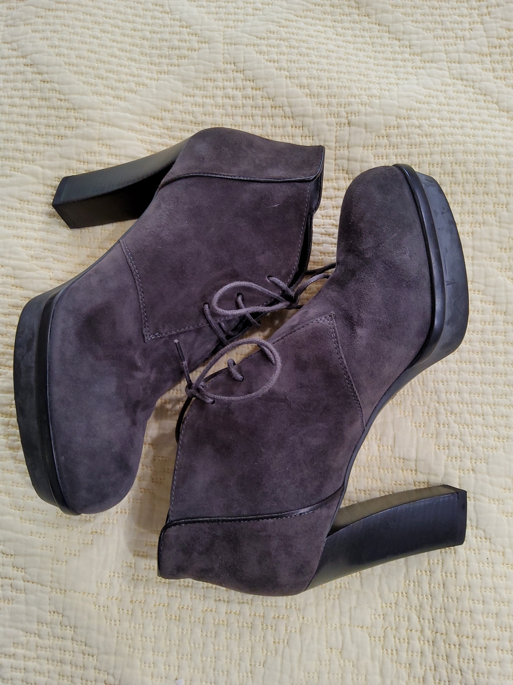 TOD'S Suede Lace-Up Platform Ankle Boot in Gray